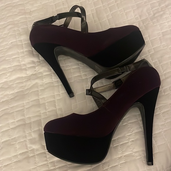 ⭐️ HOST PICK ⭐️ NEW Ladies Sz 8 shoes Qupid Purple Platform Strappy Heels black - Picture 10 of 10